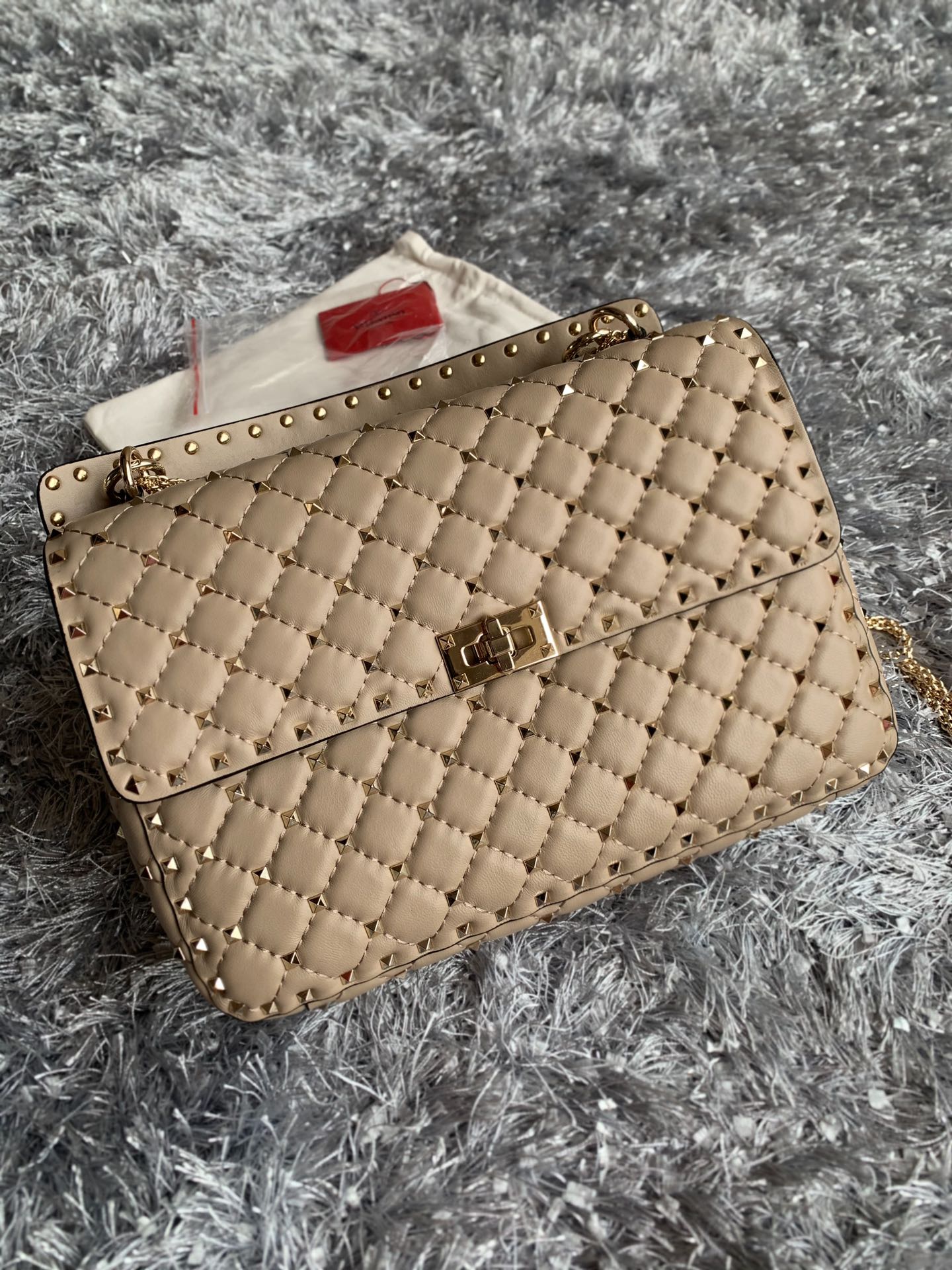 Valentino Garavani Rockstud Spike Big Chain Bag in Apricot Supple Lambskin Nappa